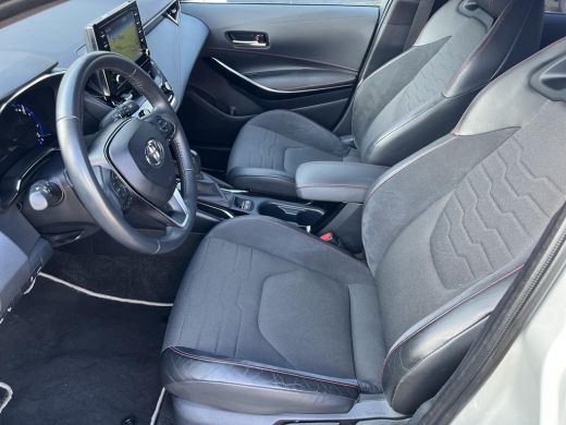 Toyota Corolla Touring Sports 2.0 Hybrid Executive | Carplay | 18 inch LM-velgen | Stoelverwarming | Elektrische achterklep | ActivLease financial lease