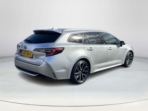 Toyota Corolla Touring Sports 2.0 Hybrid Executive | Carplay | 18 inch LM-velgen | Stoelverwarming | Elektrische achterklep | ActivLease financial lease