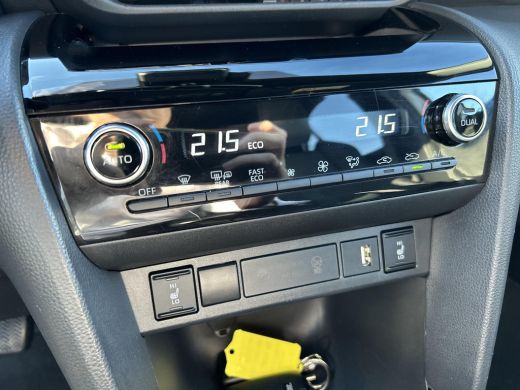 Toyota Yaris Cross 1.5 Hybrid Executive ActivLease financial lease