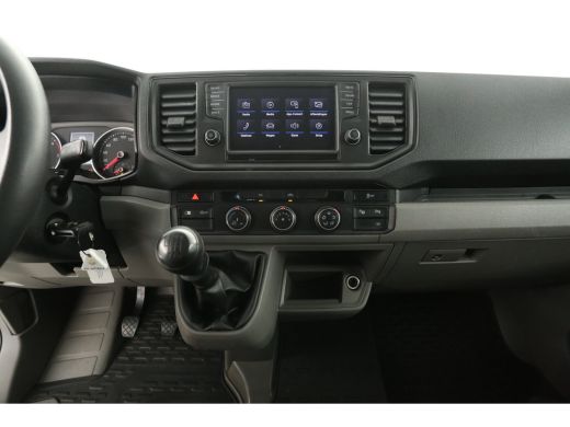 Volkswagen Crafter 2.0 TDI L3H3 140PK | 3000KG Trekgew. | Trekhaak | Airco | Adap. Cruise | Camera | Carplay | 3 Zits ActivLease financial lease