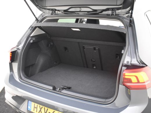 Volkswagen Golf 1.5 eHybrid Life Edition 204Pk DSG/AUTO | Glazen panorama-dak | Achteruitrijcamera | Cruise contr... ActivLease financial lease