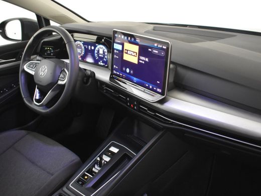 Volkswagen Golf 1.5 eHybrid Life Edition 204Pk DSG/AUTO | Glazen panorama-dak | Achteruitrijcamera | Cruise contr... ActivLease financial lease