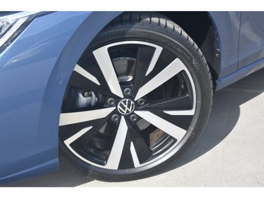 Volkswagen Golf Life Edition eHybrid | 'App-Connect' draadloze smartphone integratie | Achterbank in ongelijke de... ActivLease financial lease