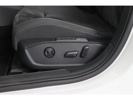 Volkswagen Golf Variant 1.5 eTSI 130pk Life Business | LED | ErgoActive | Memory | Clima | Stoelverwarming | Crui... ActivLease financial lease