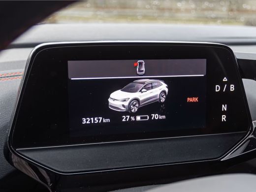 Volkswagen ID.4 GTX 4Motion 77 kWh - MATRIX, PANORAMA, TREKH, WARMTEPOMP, 3-zone AIRCO ** 1e EIG - Slechts 32.160... ActivLease financial lease