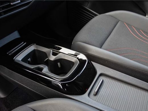 Volkswagen ID.4 GTX 4Motion 77 kWh - MATRIX, PANORAMA, TREKH, WARMTEPOMP, 3-zone AIRCO ** 1e EIG - Slechts 32.160... ActivLease financial lease