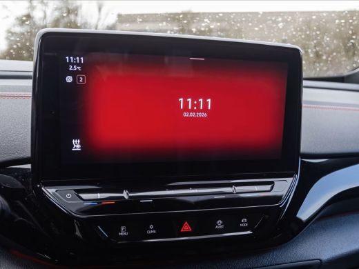 Volkswagen ID.4 GTX 4Motion 77 kWh - MATRIX, PANORAMA, TREKH, WARMTEPOMP, 3-zone AIRCO ** 1e EIG - Slechts 32.160... ActivLease financial lease