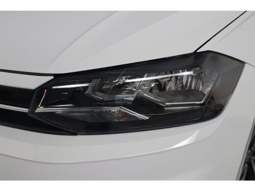 Volkswagen Polo 1.0 TSI Comfortline | Navi By App | Airco | Cruise Control | Lichtmetalen Velgen | DAB | Bluetooth ActivLease financial lease