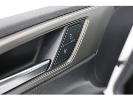 Volkswagen Polo 1.0 TSI Comfortline | Navi By App | Airco | Cruise Control | Lichtmetalen Velgen | DAB | Bluetooth ActivLease financial lease