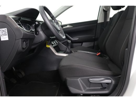 Volkswagen Polo 1.0 TSI Comfortline | Navi By App | Airco | Cruise Control | Lichtmetalen Velgen | DAB | Bluetooth ActivLease financial lease
