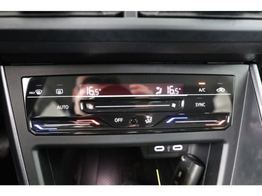 Volkswagen Taigo 1.0 TSI Style | Automaat | 1e Eigenaar! | LED | Clima | Camera | Navi | Cruise Adaptive | Vitrual... ActivLease financial lease