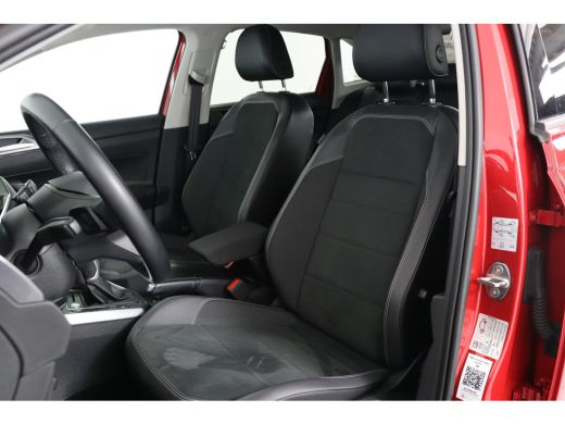 Volkswagen Taigo 1.0 TSI Style | Automaat | 1e Eigenaar! | LED | Clima | Camera | Navi | Cruise Adaptive | Vitrual... ActivLease financial lease