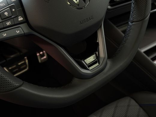 Volkswagen Tiguan 1.5 eHYBRID 272 PK NW AUTO R-LINE VW.TREKHAAK BLACK PANO XL.NAVI STOEL/STUUR VERW. BLACK.STYLE 36... ActivLease financial lease