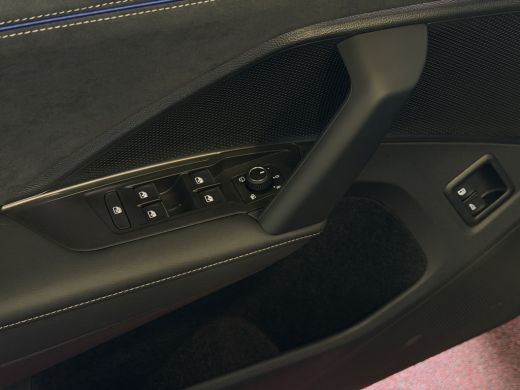 Volkswagen Tiguan 1.5 eHYBRID 272 PK NW AUTO R-LINE VW.TREKHAAK BLACK PANO XL.NAVI STOEL/STUUR VERW. BLACK.STYLE 36... ActivLease financial lease