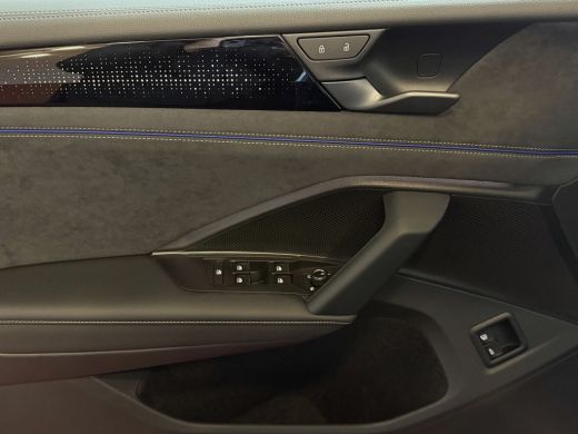 Volkswagen Tiguan 1.5 eHYBRID 272 PK NW AUTO R-LINE VW.TREKHAAK BLACK PANO XL.NAVI STOEL/STUUR VERW. BLACK.STYLE 36... ActivLease financial lease