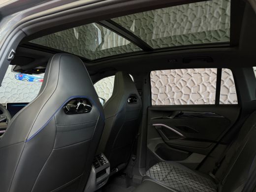 Volkswagen Tiguan 1.5 eHYBRID 272 PK NW AUTO R-LINE VW.TREKHAAK BLACK PANO XL.NAVI STOEL/STUUR VERW. BLACK.STYLE 36... ActivLease financial lease