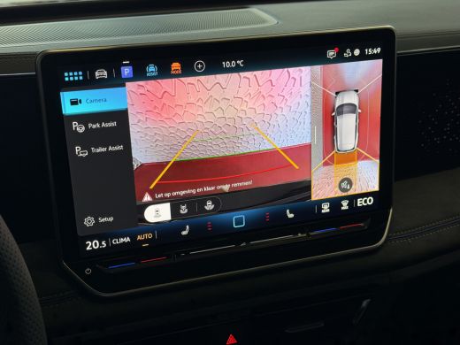 Volkswagen Tiguan 1.5 eHYBRID 272 PK NW AUTO R-LINE VW.TREKHAAK BLACK PANO XL.NAVI STOEL/STUUR VERW. BLACK.STYLE 36... ActivLease financial lease