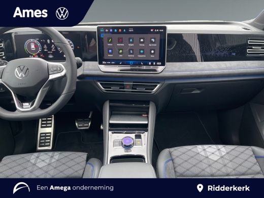 Volkswagen Tiguan R-Line Edition 1.5 eHybrid 204 PK Led-Matrix | Panoramadak | Trekhaak | ActivLease financial lease