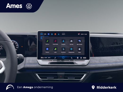 Volkswagen Tiguan R-Line Edition 1.5 eHybrid 204 PK Led-Matrix | Panoramadak | Trekhaak | ActivLease financial lease