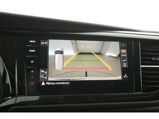 Volkswagen Transporter 2.0 TDI L2H1 204PK | Aut. | Virtual | Airco | Adap. Cruise | Camera | Carplay | 3 Zits | 2xSchuif... ActivLease financial lease