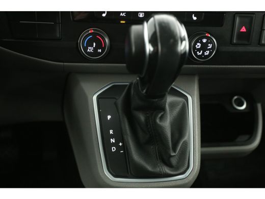 Volkswagen Transporter 2.0 TDI L2H1 204PK | Aut. | Virtual | Airco | Adap. Cruise | Camera | Carplay | 3 Zits | 2xSchuif... ActivLease financial lease
