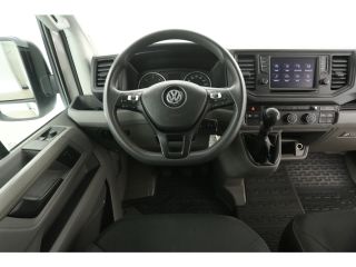 Volkswagen Crafter 2.0 TDI L3H3 140PK | 3000KG Trekgew. | Trekhaak | Airco | Adap. Cruise | Camera | Carplay | 3 Zits