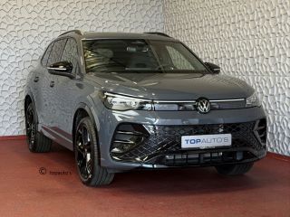 Volkswagen Tiguan 1.5 eHYBRID 272 PK R-LINE VW.TREKHAAK BLACK PANO XL.NAVI STOEL/STUUR VERW. BLACK.STYLE 360.CAM EL...
