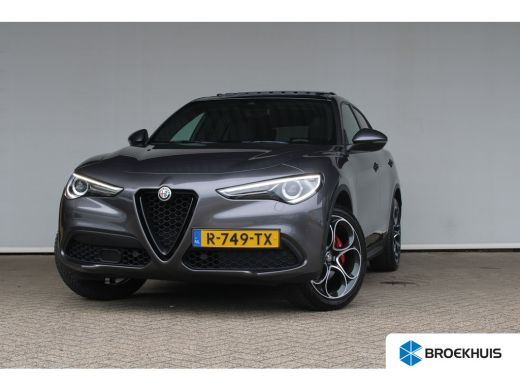 Alfa Romeo Stelvio 2.0 T AWD Sprint | Panoramadak | Ledere bekleding | Trekhaak | Cruise control adaptief | Camera |...
