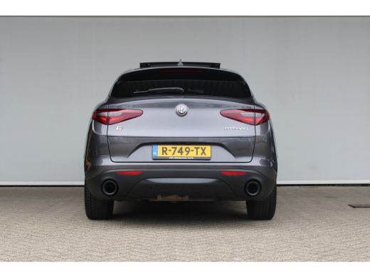 Alfa Romeo Stelvio 2.0 T AWD Sprint | Panoramadak | Ledere bekleding | Trekhaak | Cruise control adaptief | Camera |... ActivLease financial lease