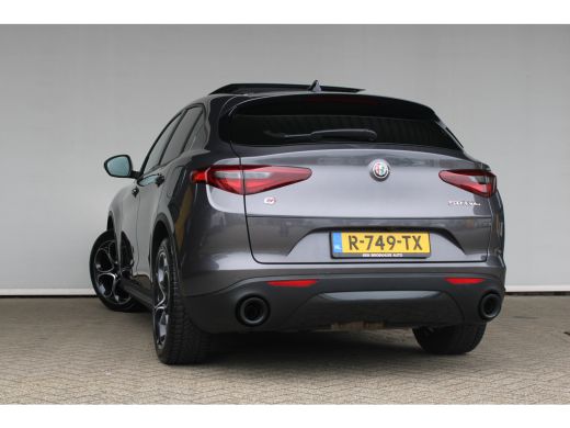 Alfa Romeo Stelvio 2.0 T AWD Sprint | Panoramadak | Ledere bekleding | Trekhaak | Cruise control adaptief | Camera |... ActivLease financial lease