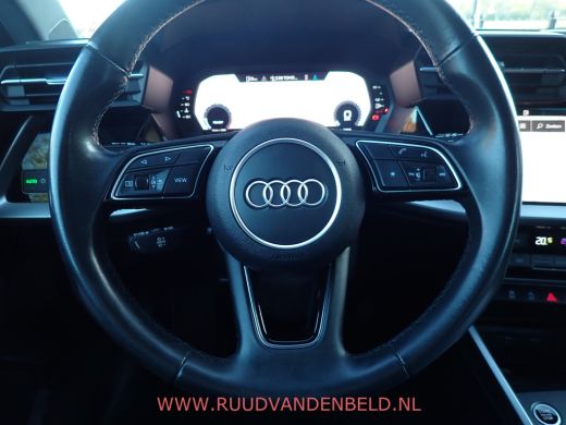 Audi A3 Sportback 30 TFSI Advanced edition CARPLAY /  LED / SPORTSTOELEN / CRUISE ActivLease financial lease