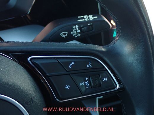 Audi A3 Sportback 30 TFSI Advanced edition CARPLAY /  LED / SPORTSTOELEN / CRUISE ActivLease financial lease