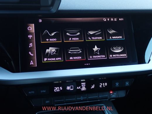 Audi A3 Sportback 30 TFSI Advanced edition CARPLAY /  LED / SPORTSTOELEN / CRUISE ActivLease financial lease