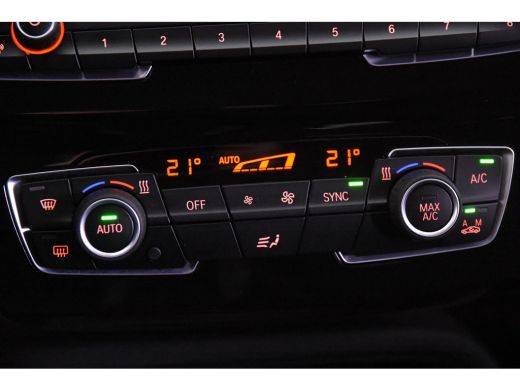BMW X1 sDrive18i *1ste Eigenaar*Navigatie*Camera* ActivLease financial lease