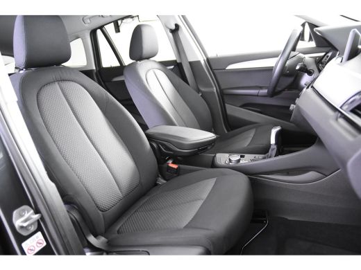 BMW X1 sDrive18i *1ste Eigenaar*Navigatie*Camera* ActivLease financial lease