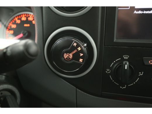 Citroën Berlingo 1.6 BlueHDI 100PK | Automaat | 3 Zits | Airco | Cruise | Carplay | Navi | 2xSchuifdeur | Parkeers... ActivLease financial lease