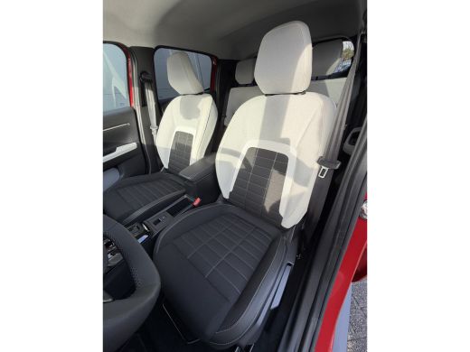 Citroën &euml;-C3 Max 113pk Comfort Range 44 kWh (Camera - Navigatie - Automatische Airco - Apple Carplay - LED - 17") ActivLease financial lease