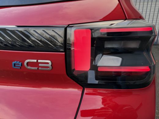 Citroën &euml;-C3 Max 113pk Comfort Range 44 kWh (Camera - Navigatie - Automatische Airco - Apple Carplay - LED - 17") ActivLease financial lease