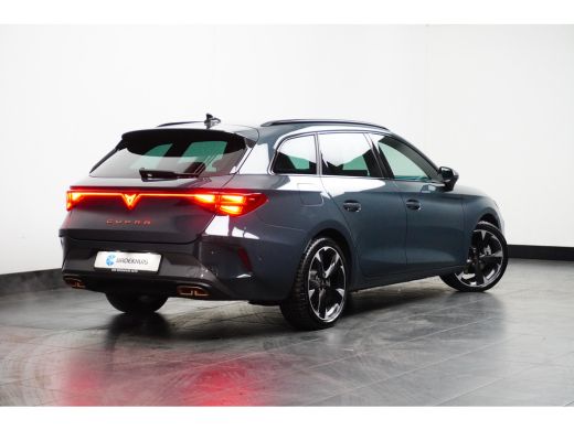 CUPRA Leon Sportstourer 1.5 e-Hybrid 204pk Business | Camera | Stoel & Stuurverwarming | 18" | Keyless ActivLease financial lease