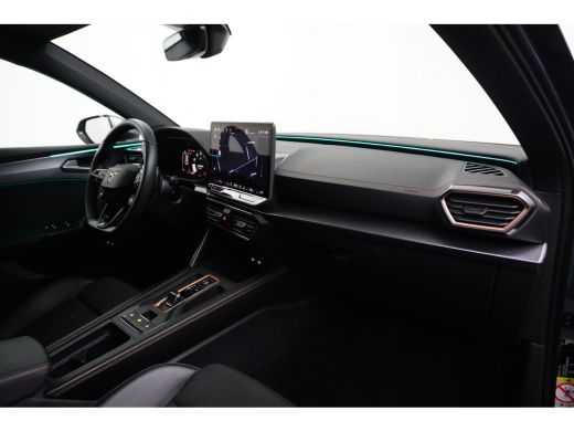 CUPRA Leon Sportstourer 1.5 e-Hybrid 204pk Business | Camera | Stoel & Stuurverwarming | 18" | Keyless ActivLease financial lease