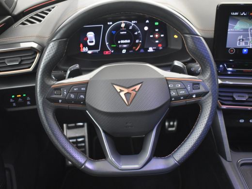 CUPRA Leon Sportstourer VZ e-Hybrid 245pk DSG/AUTO | Lederen bekleding | Elektrisch verstelb. bestuurdersstoel | Trekhaak... ActivLease financial lease