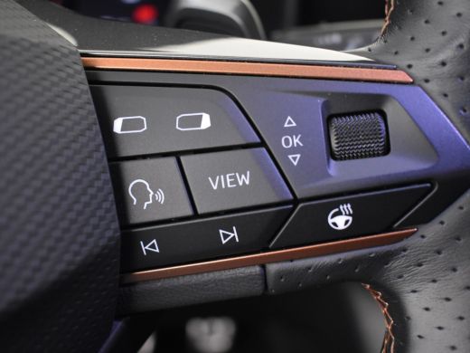 CUPRA Leon Sportstourer VZ e-Hybrid 245pk DSG/AUTO | Lederen bekleding | Elektrisch verstelb. bestuurdersstoel | Trekhaak... ActivLease financial lease