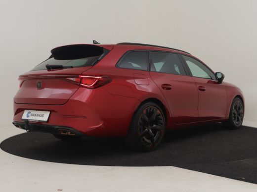 CUPRA Leon Sportstourer VZ e-Hybrid 245pk DSG/AUTO | Lederen bekleding | Elektrisch verstelb. bestuurdersstoel | Trekhaak... ActivLease financial lease