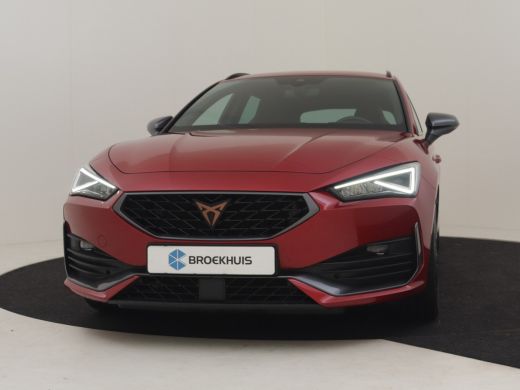 CUPRA Leon Sportstourer VZ e-Hybrid 245pk DSG/AUTO | Lederen bekleding | Elektrisch verstelb. bestuurdersstoel | Trekhaak... ActivLease financial lease