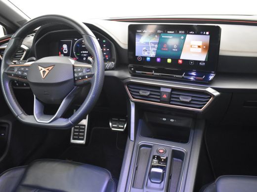 CUPRA Leon Sportstourer VZ e-Hybrid 245pk DSG/AUTO | Lederen bekleding | Elektrisch verstelb. bestuurdersstoel | Trekhaak... ActivLease financial lease