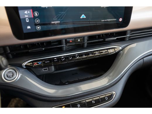 Fiat 500e 3+1 La Prima 42 kWh | 8 Jaar Garantie | SOH 100% | Camera | Navigatie | Leder | Parkeersensoren |... ActivLease financial lease