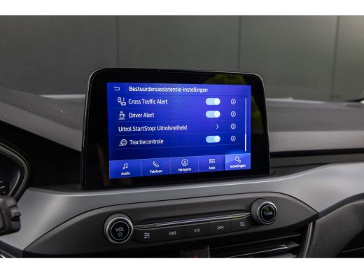 Ford Focus 1.0 EcoBoost Hybrid Titanium X | Adaptieve cruise | Dodehoek detectie | Head-up display | LED ver... ActivLease financial lease