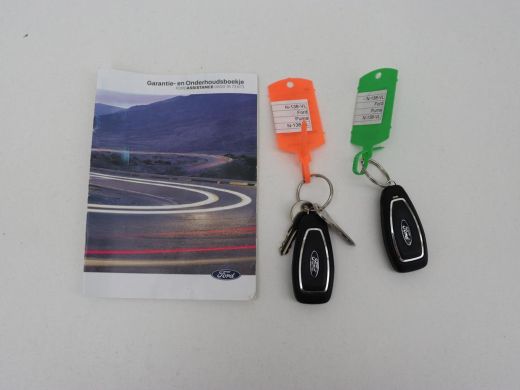 Ford Puma 1.0 EcoBoost Hybrid ST-Line X | Stoelverwarming | Trekhaak | Adaptive cruise | Camera | Carplay |... ActivLease financial lease