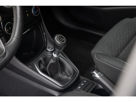 Ford Puma 1.0 EcoBoost Hybrid Titanium | Dealer o.h. | Trekhaak | LED verlichting | Cruise control ActivLease financial lease