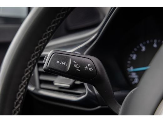 Ford Puma 1.0 EcoBoost Hybrid Titanium | Dealer o.h. | Trekhaak | LED verlichting | Cruise control ActivLease financial lease